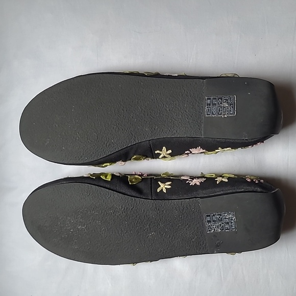 Rocket Dog Embroidered Ballet Flats - Picture 5 of 5